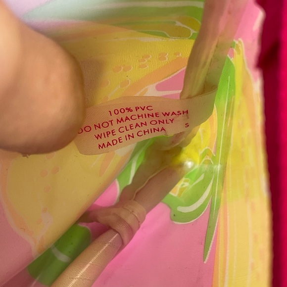 Lilly Pulitzer by Estee Lauder Pink and Lemons Zip Cosmetic Bag Gold Trim - Picture 6 of 11